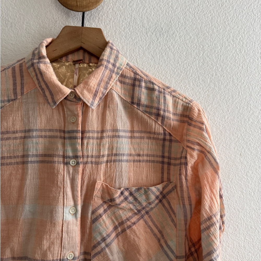 Free People Women's Paradise Garden Cropped Cutie Button Up Shirt - Picture 2 of 8